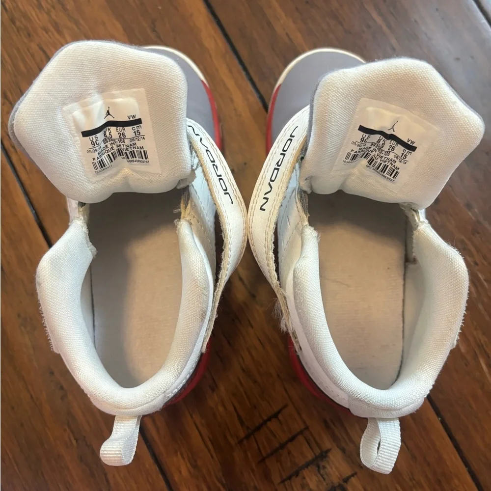 Nike Air Jordan Velocity GRAY WHITE RED Toddler Sz 9 sneaker shoes basketball - Picture 10 of 11